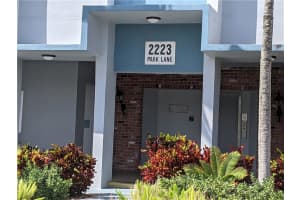 2223 Park Ln, Hollywood, FL 33021, Sold 11/30/21