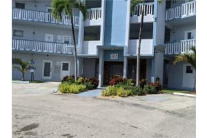 2223 Park Ln, Hollywood, FL 33021, Sold 11/30/21