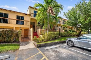 7781 Grande St, Sunrise, FL 33351, Sold 01/10/22
