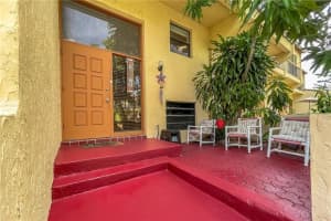 7781 Grande St, Sunrise, FL 33351, Sold 01/10/22