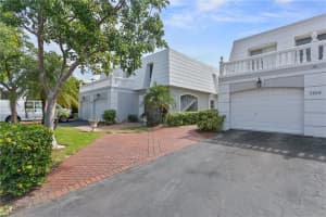 3104 NE 27th St, Fort Lauderdale, FL 33308, Sold 12/23/21