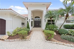 10100 NW 7th St, Plantation, FL 33324, Sold 02/28/22