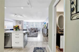 3015 N Ocean Blvd #6d, Fort Lauderdale, FL 33308, Sold 01/05/22