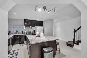 880 NW 47th St, Pompano Beach, FL 33064, Sold 01/10/22