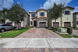 4829 NW 59th St, Tamarac, FL 33319, Sold 11/24/21