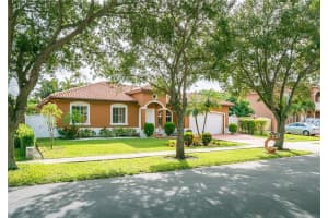 17455 NW 91st Ct, Hialeah, FL 33018, Sold 12/03/21