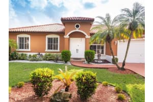 17455 NW 91st Ct, Hialeah, FL 33018, Sold 12/03/21