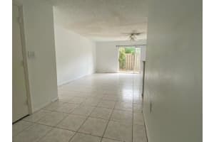 411 NW 108th Terrace, Pembroke Pines, FL 33026, Sold 12/02/21