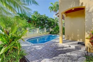 2601 NE 32nd Ave, Fort Lauderdale, FL 33308, Sold 12/02/21