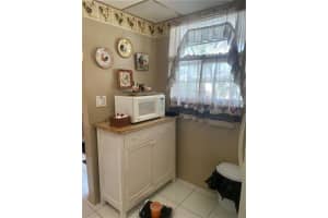 2164 NE 1st Way, Boynton Beach, FL 33435, Sold 02/28/22