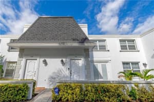 711 NE 27th Ave, Hallandale Beach, FL 33009, Sold 02/24/22