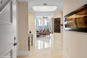 333 Las Olas Way, Fort Lauderdale, FL 33301, Sold 12/06/21