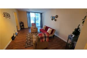 211 Lake Pointe Dr, Oakland Park, FL 33309, Sold 11/05/21