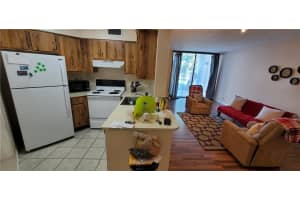 211 Lake Pointe Dr, Oakland Park, FL 33309, Sold 11/05/21