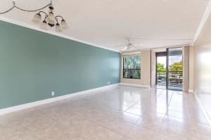 6301 N University Dr, Tamarac, FL 33321, Sold 02/04/22