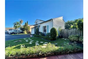 8226 NW 192nd Terrace, Hialeah, FL 33015, Sold 12/31/21