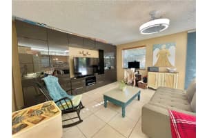 8226 NW 192nd Terrace, Hialeah, FL 33015, Sold 12/31/21