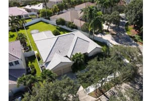 849 Heritage Dr, Weston, FL 33326, Sold 12/17/21