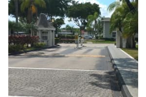 450 NE 210th Cir Terrace #6c, Miami, FL 33179, Sold 12/29/21