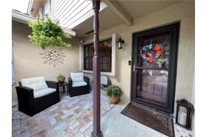 9023 Vineyard Lake Dr, Plantation, FL 33324, Sold 11/18/21
