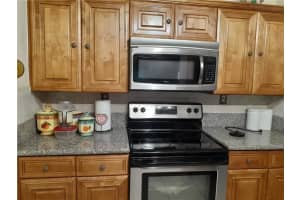 5801 NW 85th Terrace, Tamarac, FL 33321, Sold 03/30/22