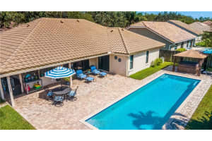 11042 NW 18th Dr, Plantation, FL 33322, Sold 12/10/21