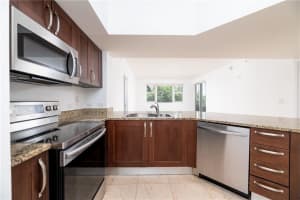 20000 E Country Club Dr, Aventura, FL 33180, Sold 02/11/22