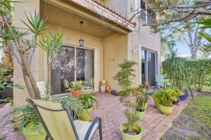 105 NW 106th Ave, Plantation, FL 33324, Sold 12/28/21
