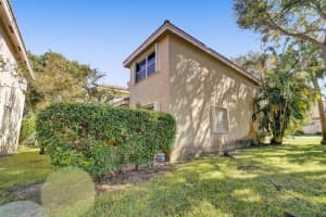 105 NW 106th Ave, Plantation, FL 33324, Sold 12/28/21