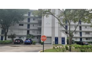 8710 Sherman Cir N, Miramar, FL 33025, Sold 12/01/21