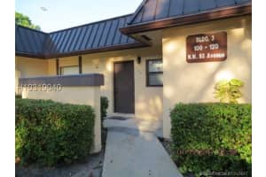 104 NW 93rd Ave, Pembroke Pines, FL 33024, Sold 12/03/21