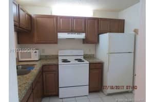 104 NW 93rd Ave, Pembroke Pines, FL 33024, Sold 12/03/21