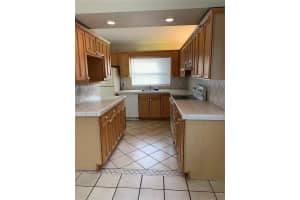 3913 NW 72nd Ln, Coral Springs, FL 33065, Sold 12/15/21