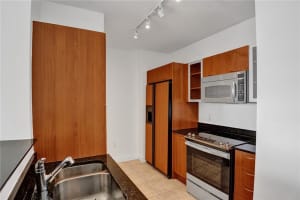 100 NE 6th St, Boynton Beach, FL 33435, Sold 11/19/21