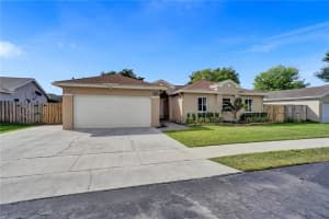 9538 NW 53rd St, Sunrise, FL 33351, Sold 11/29/21