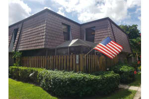 7787 Courtyard Run W, Boca Raton, FL 33433, Sold 11/30/21