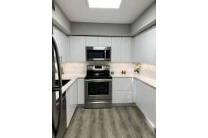 370 E Laurel Dr, Margate, FL 33063, Sold 12/27/21