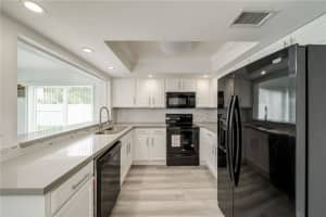 8102 NW 73rd Ave, Tamarac, FL 33321, Sold 11/23/21