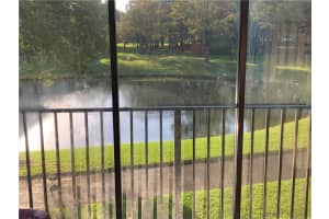 7730 NW 50th St, Lauderhill, FL 33351, Sold 01/07/22