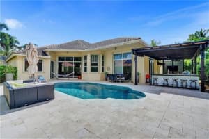 374 Mallard Rd, Weston, FL 33327, Sold 01/06/22