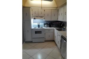 4364 NW 9th Ave #2a, Pompano Beach, FL 33064, Sold 02/15/22