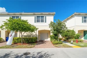 231 SW 7th Ct, Pompano Beach, FL 33060, Sold 12/10/21