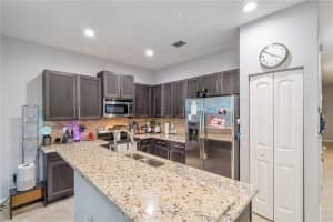231 SW 7th Ct, Pompano Beach, FL 33060, Sold 12/10/21