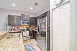 231 SW 7th Ct, Pompano Beach, FL 33060, Sold 12/10/21