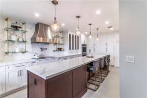 2810 NE 59th Ct, Fort Lauderdale, FL 33308, Sold 11/30/21