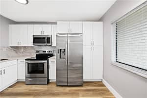 131 E Laurel Dr, Margate, FL 33063, Sold 05/13/22