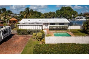 2215 NE 19th St, Fort Lauderdale, FL 33305, Sold 01/21/22