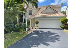 3914 Jasmine Ln, Coral Springs, FL 33065, Sold 12/03/21