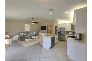 151 SW 206th Ave, Pembroke Pines, FL 33029, Sold 12/09/21