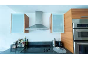 2950 NE 188th St, Miami, FL 33180, Sold 02/14/22